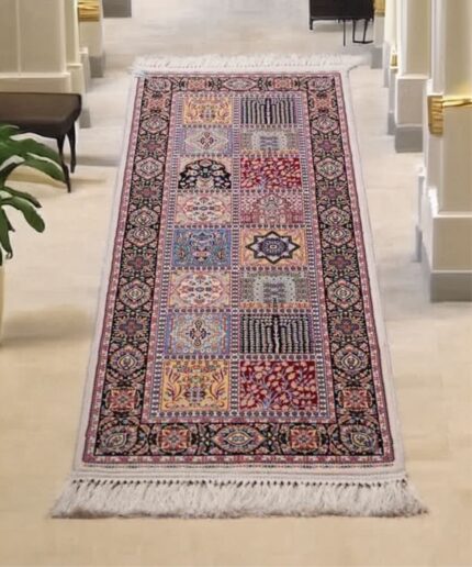 Geometrical Woollen Carpet 2′ x 5’Ft.