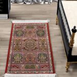 Geometrical Woollen Carpet (2' x 3'ft.)