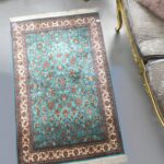 Carpet Floral Silk (2.5' x 4’ft)