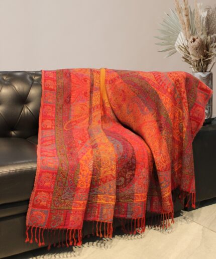 THROUGHS EDITING PHOTOSHOOT 2 7