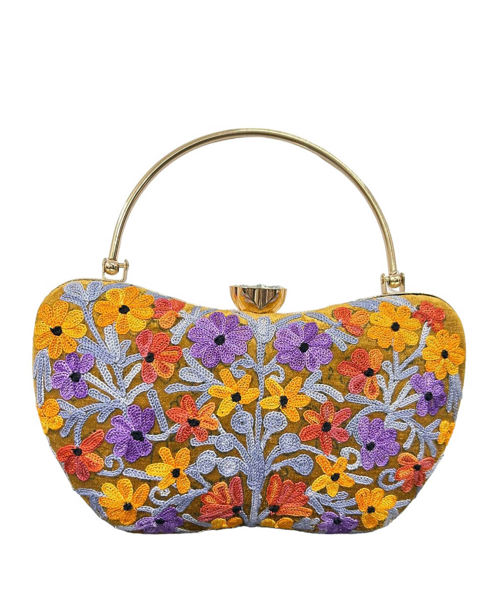 clutch front pose edit 1