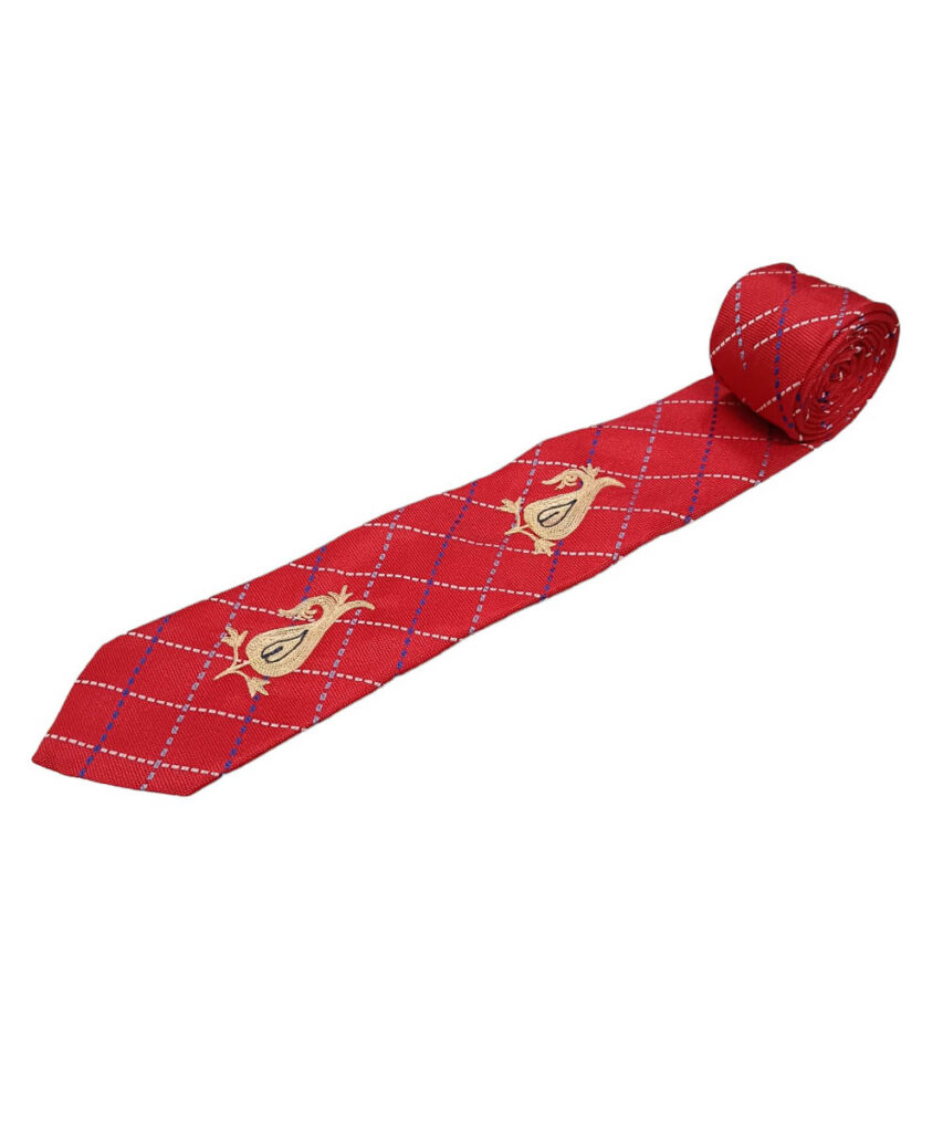 Tie C02