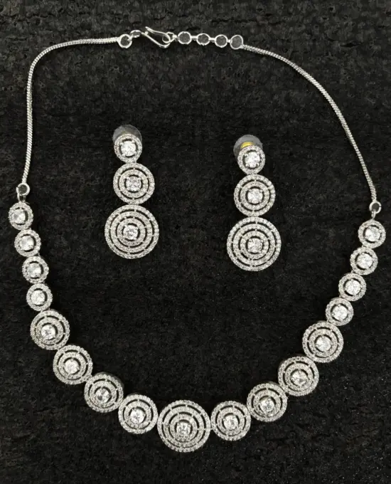 Necklace Set Studded 1