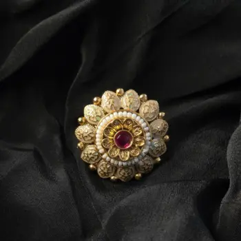 Ring Floral Meena