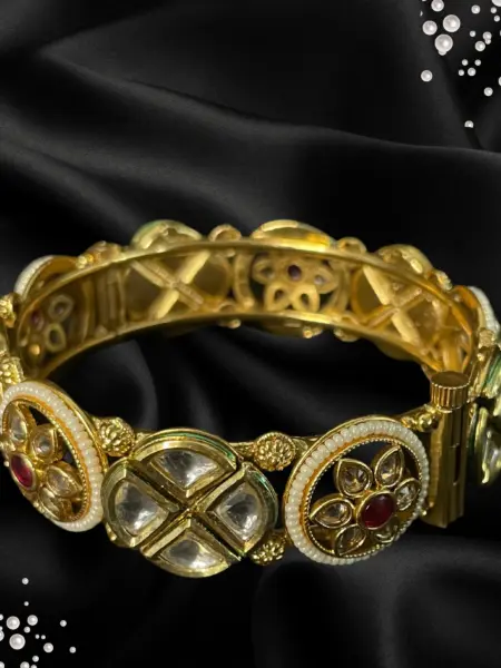 Bangles Royal Kundan