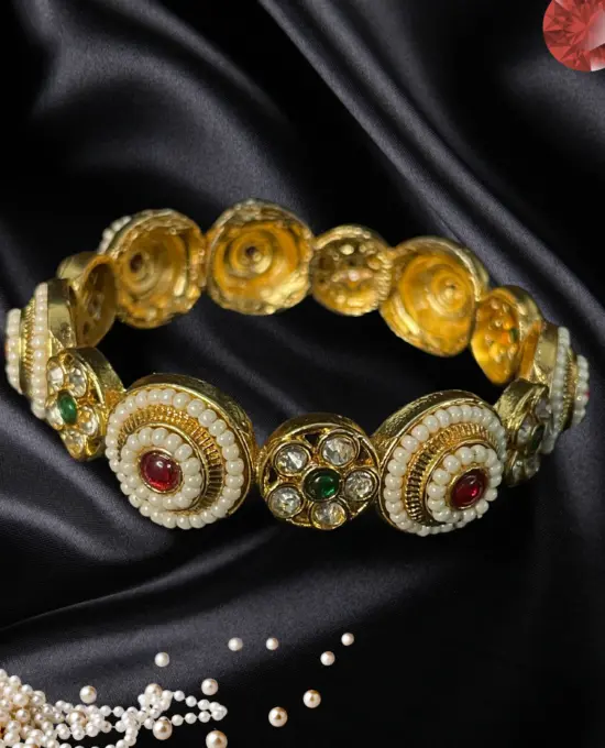 Bangles Kundan Pearl