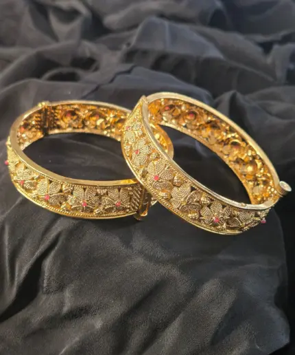Bangles Ruby Floral