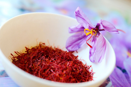 Saffron Raw